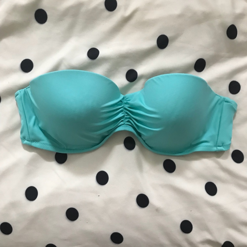 🌴Mint Victoria’s Secret Wired Swimsuit Top🌴